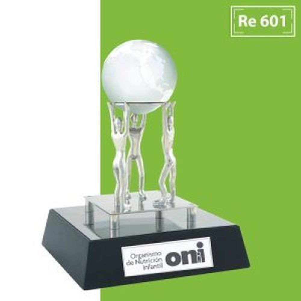 RECONOCIMIENTO DE EQUIPO  DE TRABAJO DE METAL CON BOLA DE CRISTAL TAMAÑO 13.5 X 11.3 X 23 CON PLACA IMPRESA CON  SHINE COLOR  O GRABADO 2.4 X 7.5 CM imagen